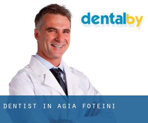 dentist in Agía Foteiní